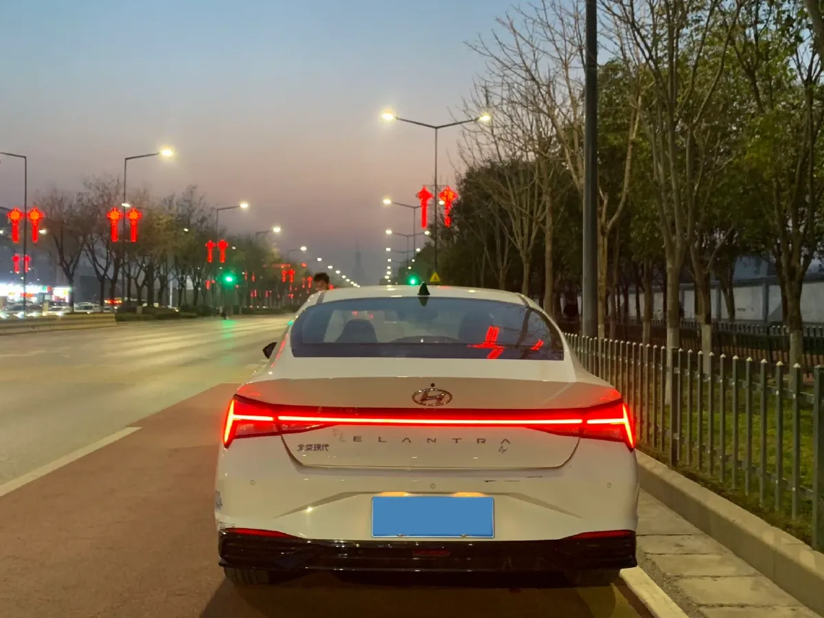 2021 Hyundai Elantra 1.5L 115HP L4 CVT,autocango,china used car exporter,china ev exporter,chinese used car exporter,chinese used ev exporter