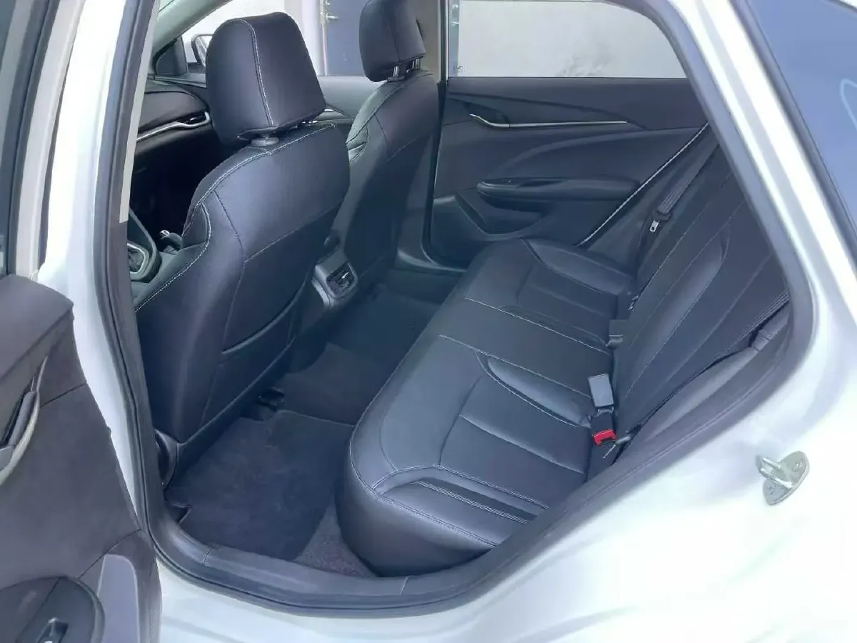 2021 Buick Excelle 1.5L 113HP L4 6AT,autocango,china used car exporter,china ev exporter,chinese used car exporter,chinese used ev exporter