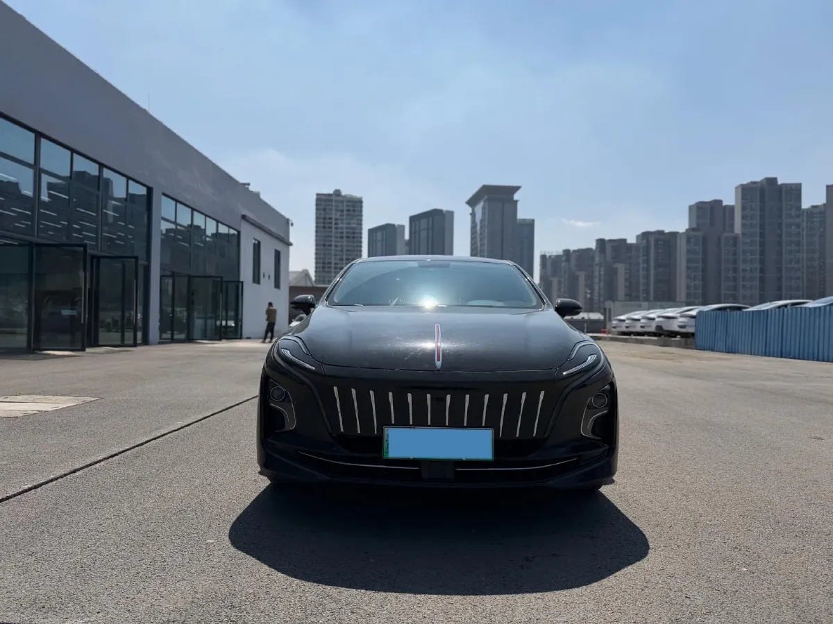 2024 HongQi E-QM5 BEV 60KWH,autocango,china used car exporter,china ev exporter,chinese used car exporter,chinese used ev exporter