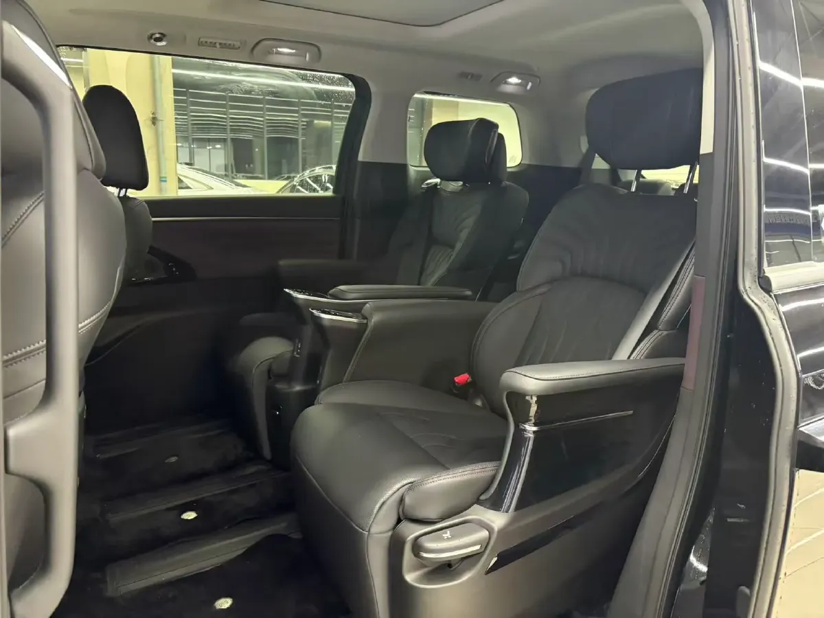 2024 GAC Trumpchi M8 2.0T 252HP L4 8AT,autocango,china used car exporter,china ev exporter,chinese used car exporter,chinese used ev exporter