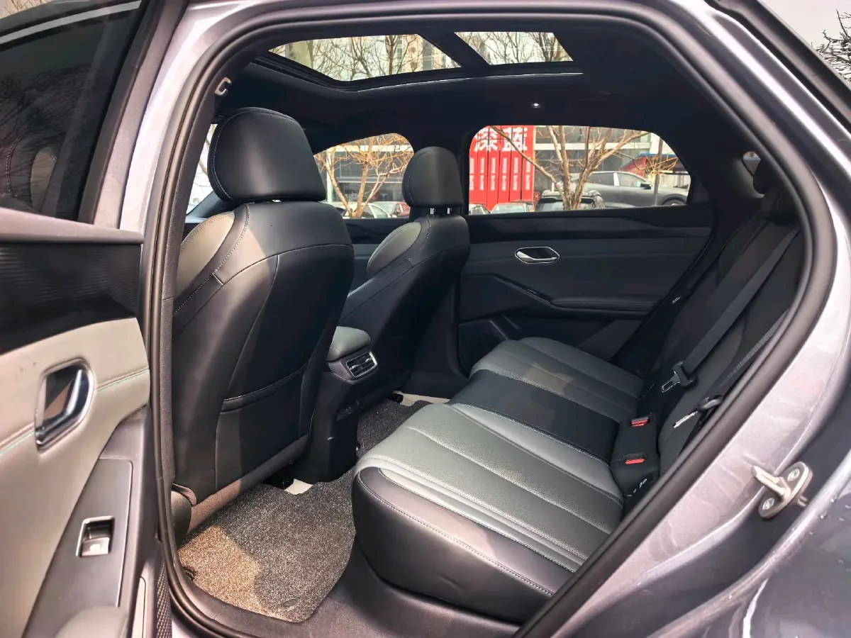 2025 BYD QinL BEV,autocango,china used car exporter,china ev exporter,chinese used car exporter,chinese used ev exporter