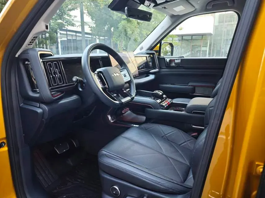 2023 FangChengBao Bao 5 1.5T 194HP L4 E-CVT PHEV 31.8KWH,autocango,china used car exporter,china ev exporter,chinese used car exporter,chinese used ev exporter