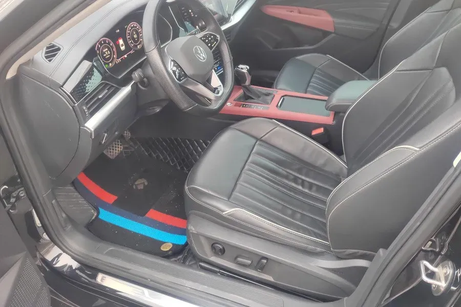 2023 Volkswagen Passat 2.0T 186HP L4 7DCT,autocango,china used car exporter,china ev exporter,chinese used car exporter,chinese used ev exporter