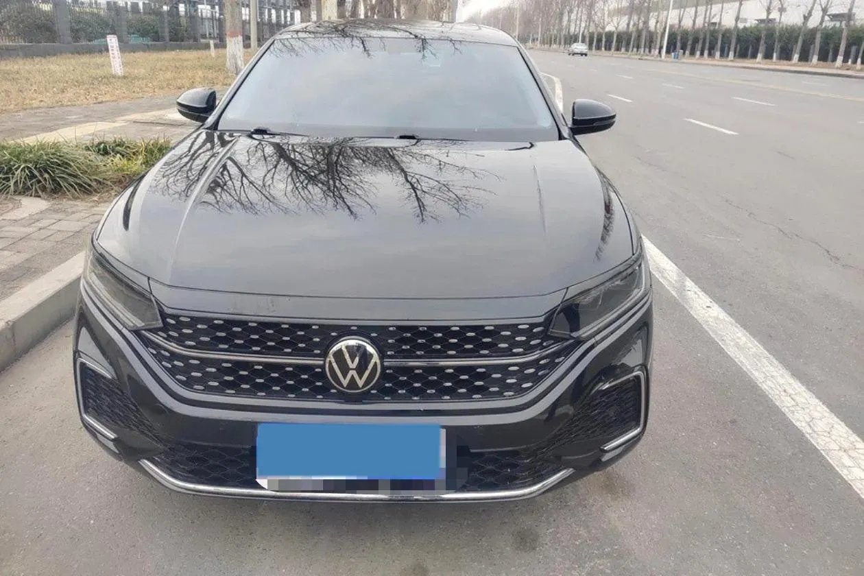 2023 Volkswagen Passat 2.0T 186HP L4 7DCT,autocango,china used car exporter,china ev exporter,chinese used car exporter,chinese used ev exporter