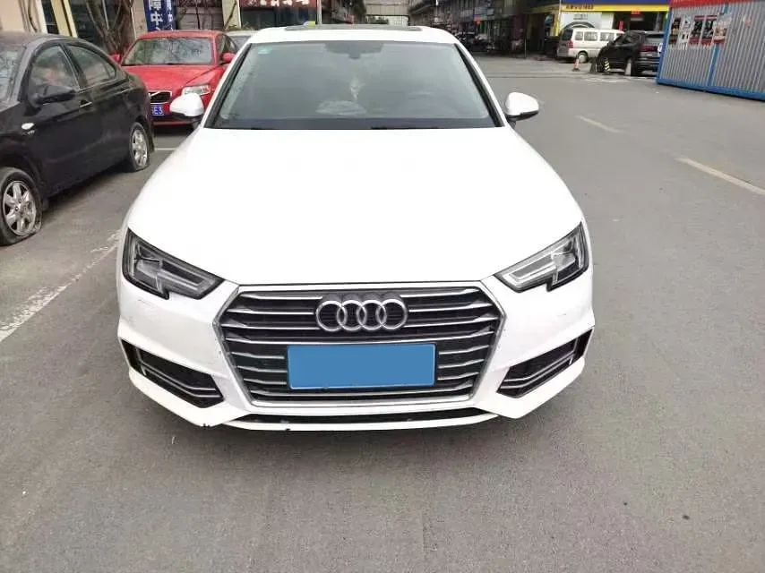 2019 Audi A4L 2.0T 190HP L4 7DCT,autocango,china used car exporter,china ev exporter,chinese used car exporter,chinese used ev exporter