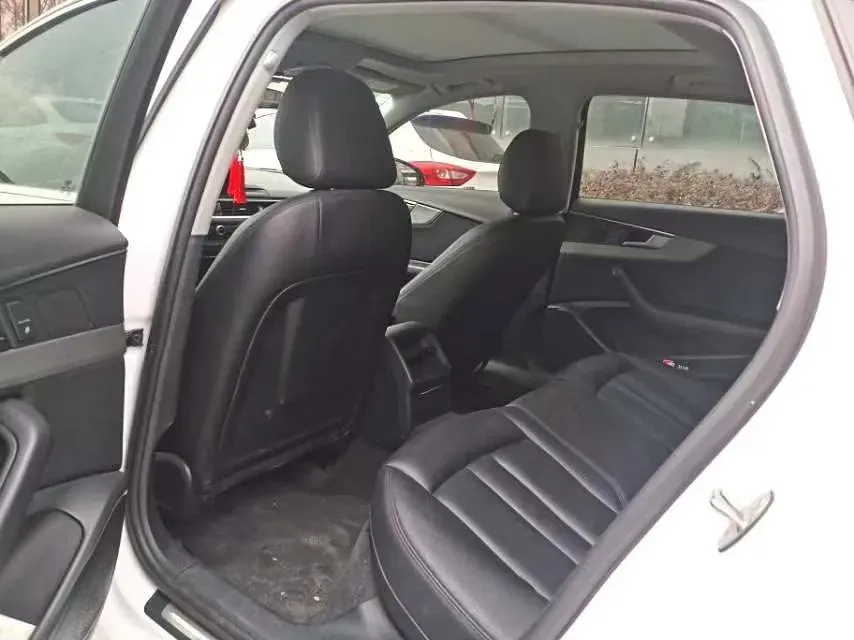2019 Audi A4L 2.0T 190HP L4 7DCT,autocango,china used car exporter,china ev exporter,chinese used car exporter,chinese used ev exporter