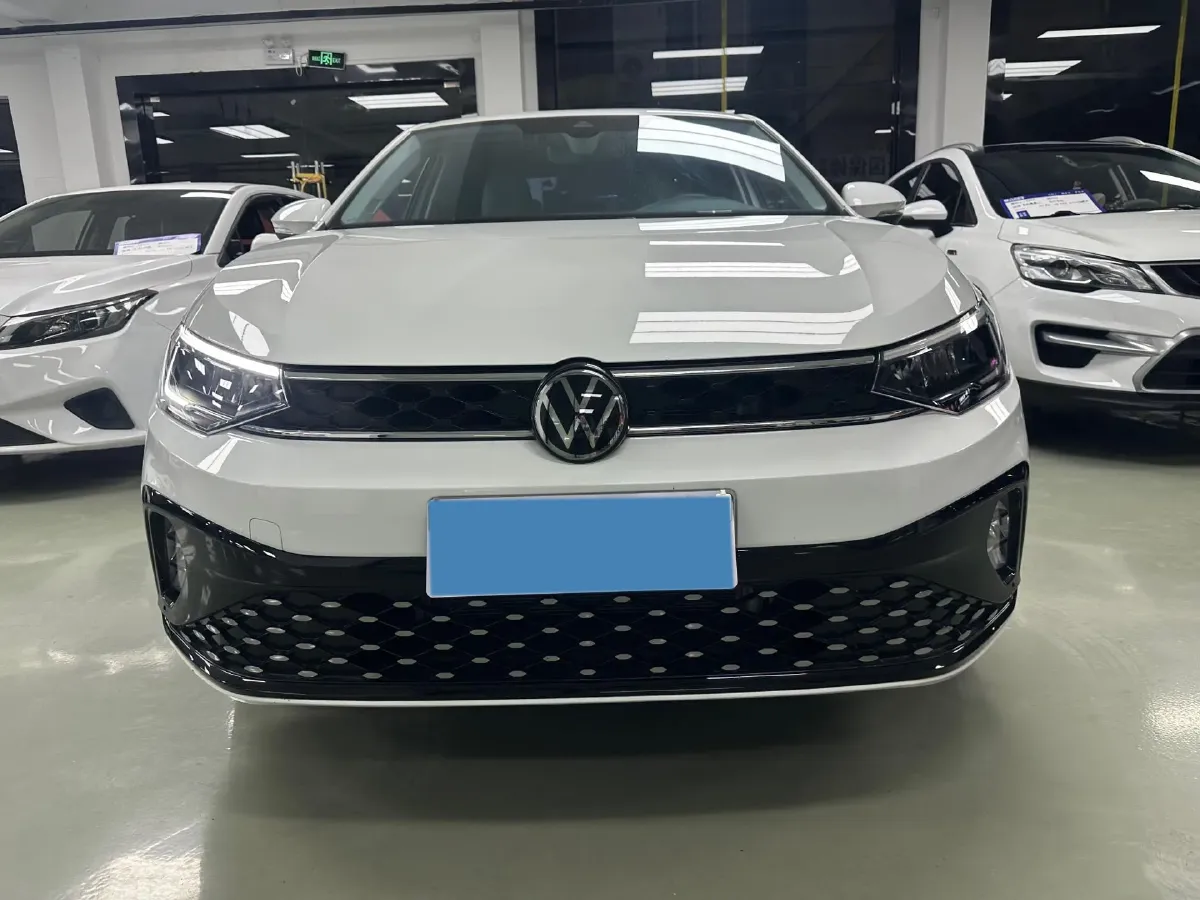 2025 Volkswagen Lavida 1.5L 110HP L4 6AT,autocango,china used car exporter,china ev exporter,chinese used car exporter,chinese used ev exporter