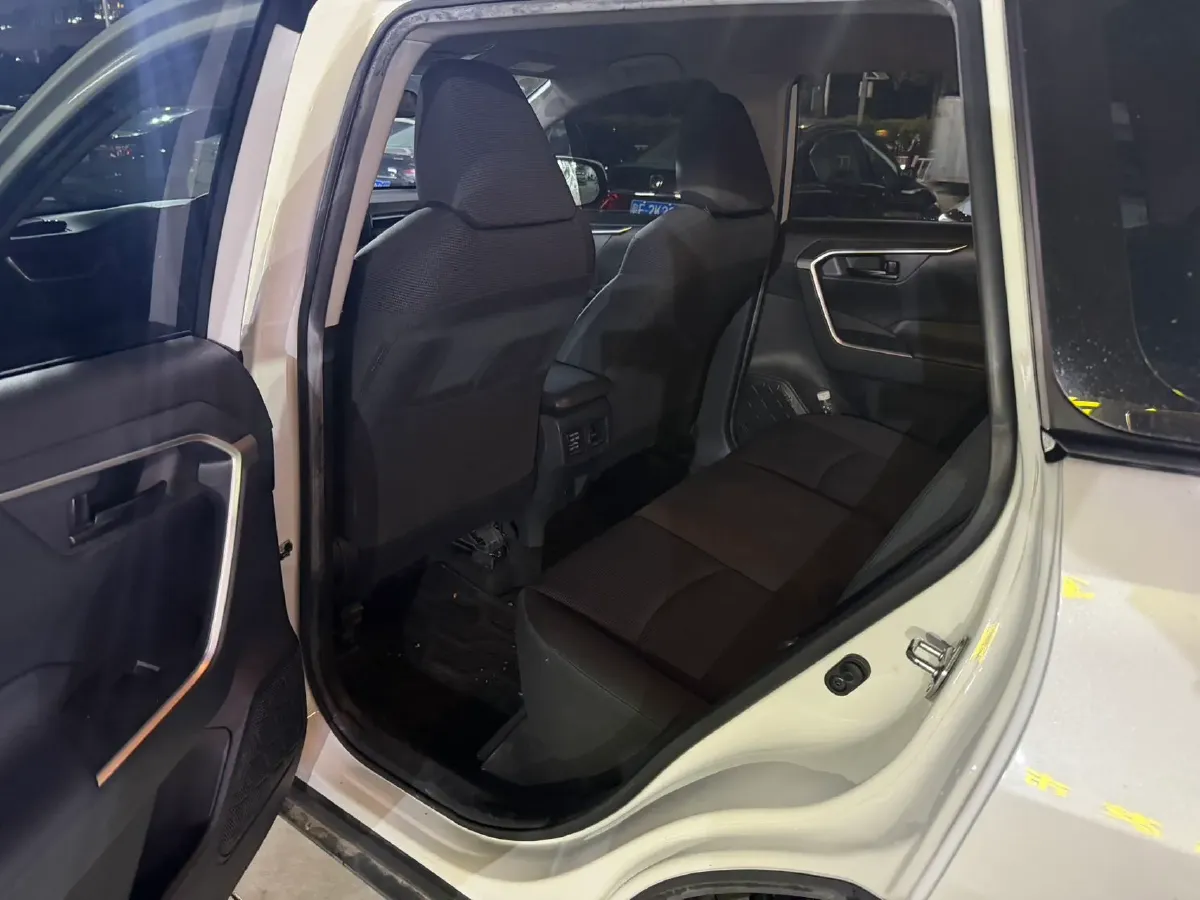 2020 Toyota RAV4 2.0L 171HP L4 CVT,autocango,china used car exporter,china ev exporter,chinese used car exporter,chinese used ev exporter