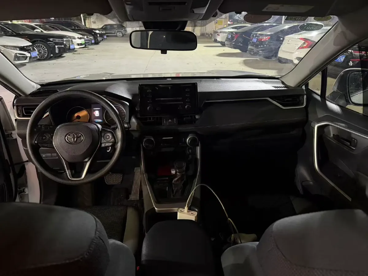 2020 Toyota RAV4 2.0L 171HP L4 CVT,autocango,china used car exporter,china ev exporter,chinese used car exporter,chinese used ev exporter