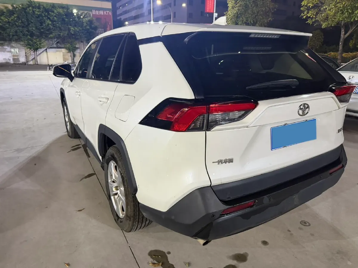 2020 Toyota RAV4 2.0L 171HP L4 CVT,autocango,china used car exporter,china ev exporter,chinese used car exporter,chinese used ev exporter