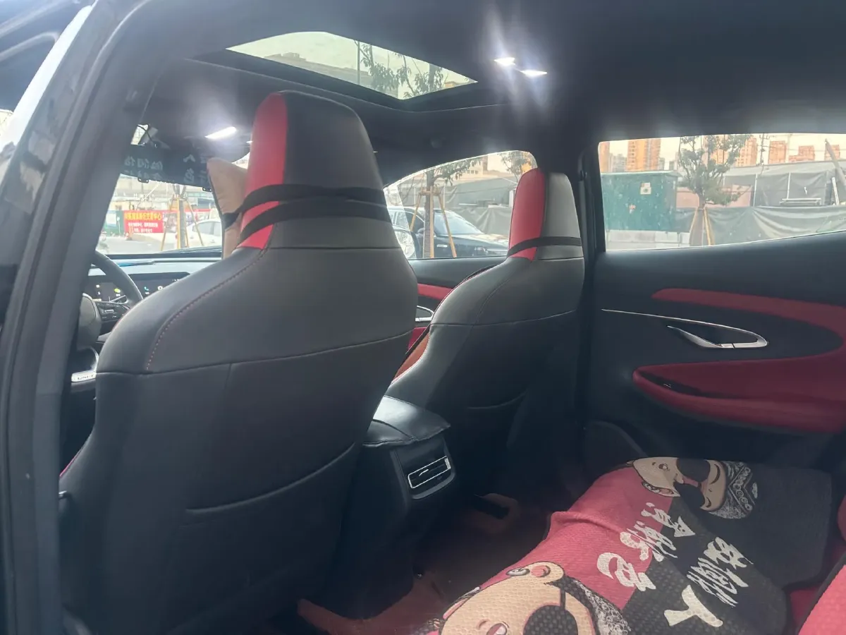 2020 ChangAn UNI-T 1.5T 180HP L4 7DCT,autocango,china used car exporter,china ev exporter,chinese used car exporter,chinese used ev exporter