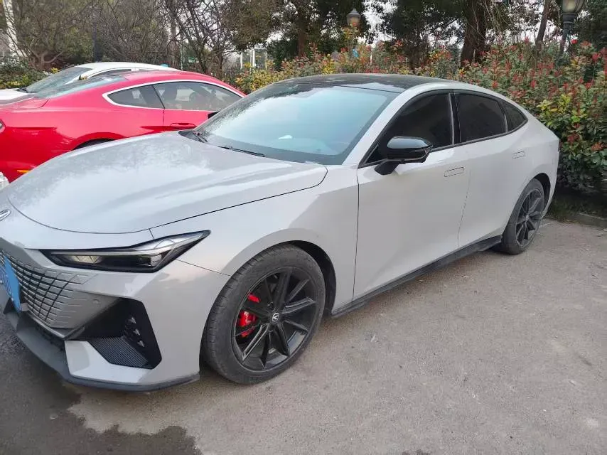 2022 ChangAn UNI-V 1.5T 188HP L4 7DCT,autocango,china used car exporter,china ev exporter,chinese used car exporter,chinese used ev exporter