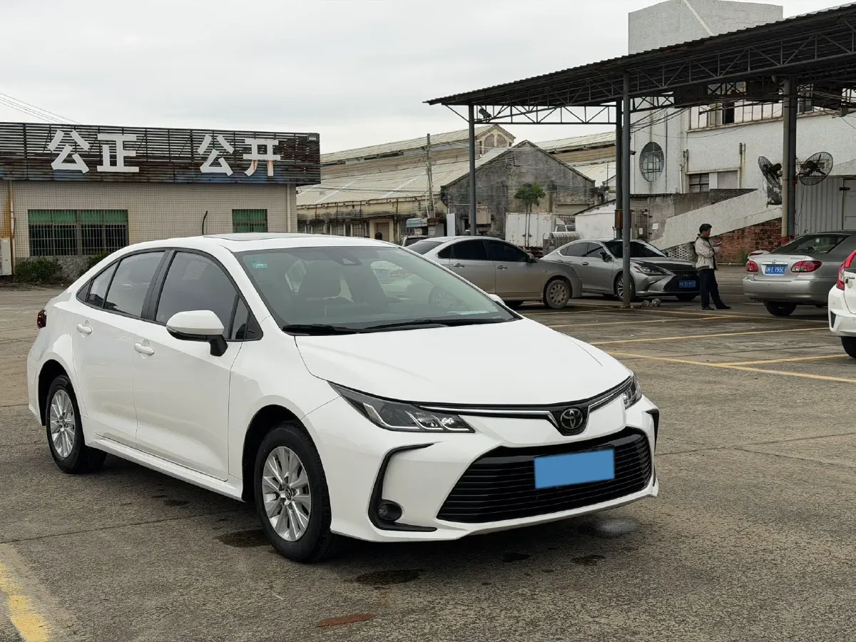 2019 Toyota Corolla 1.2T 116HP L4 CVT,autocango,china used car exporter,china ev exporter,chinese used car exporter,chinese used ev exporter