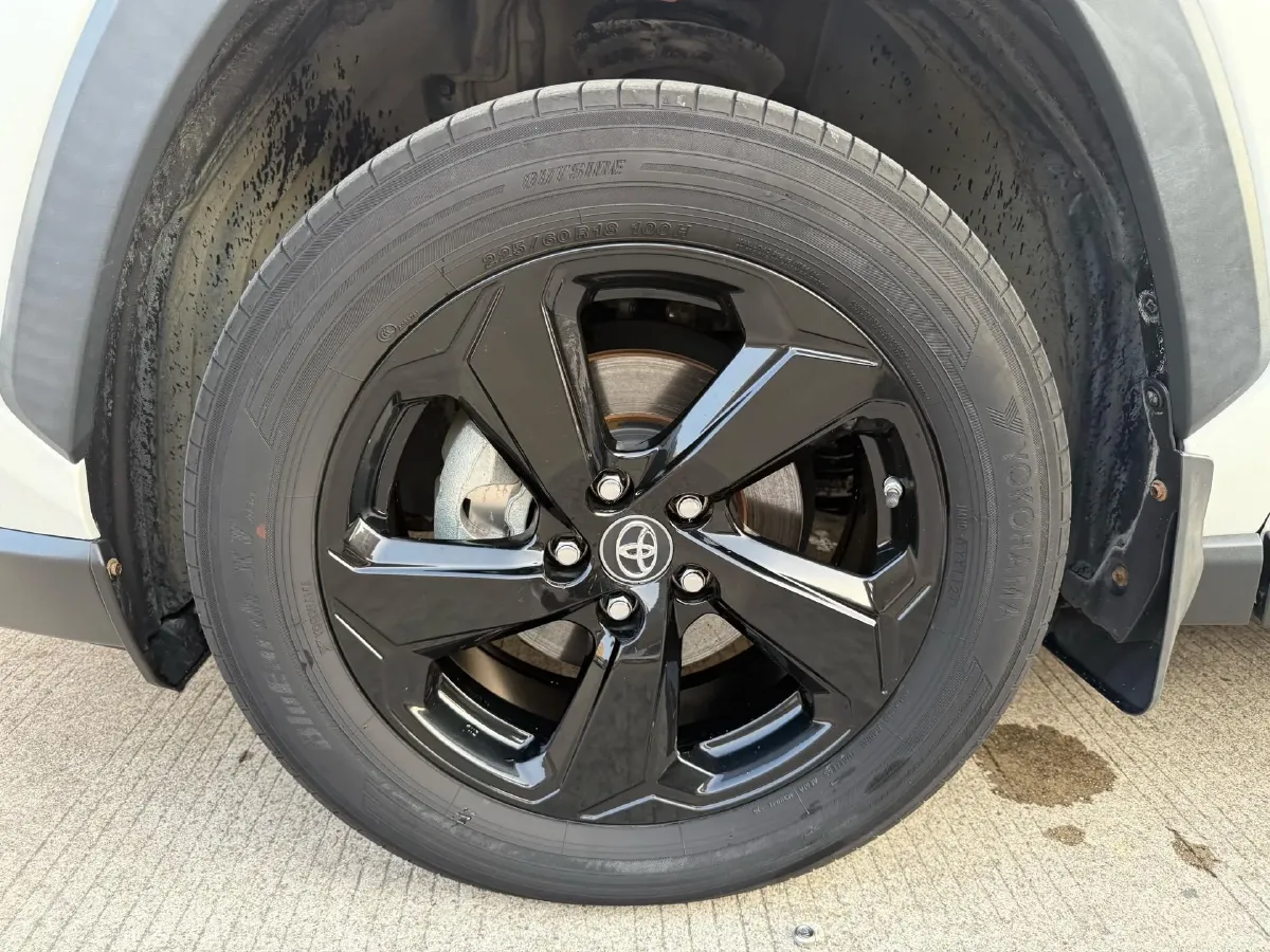 2021 Toyota RAV4 2.5L 178HP L4 E-CVT Hybrid,autocango,china used car exporter,china ev exporter,chinese used car exporter,chinese used ev exporter