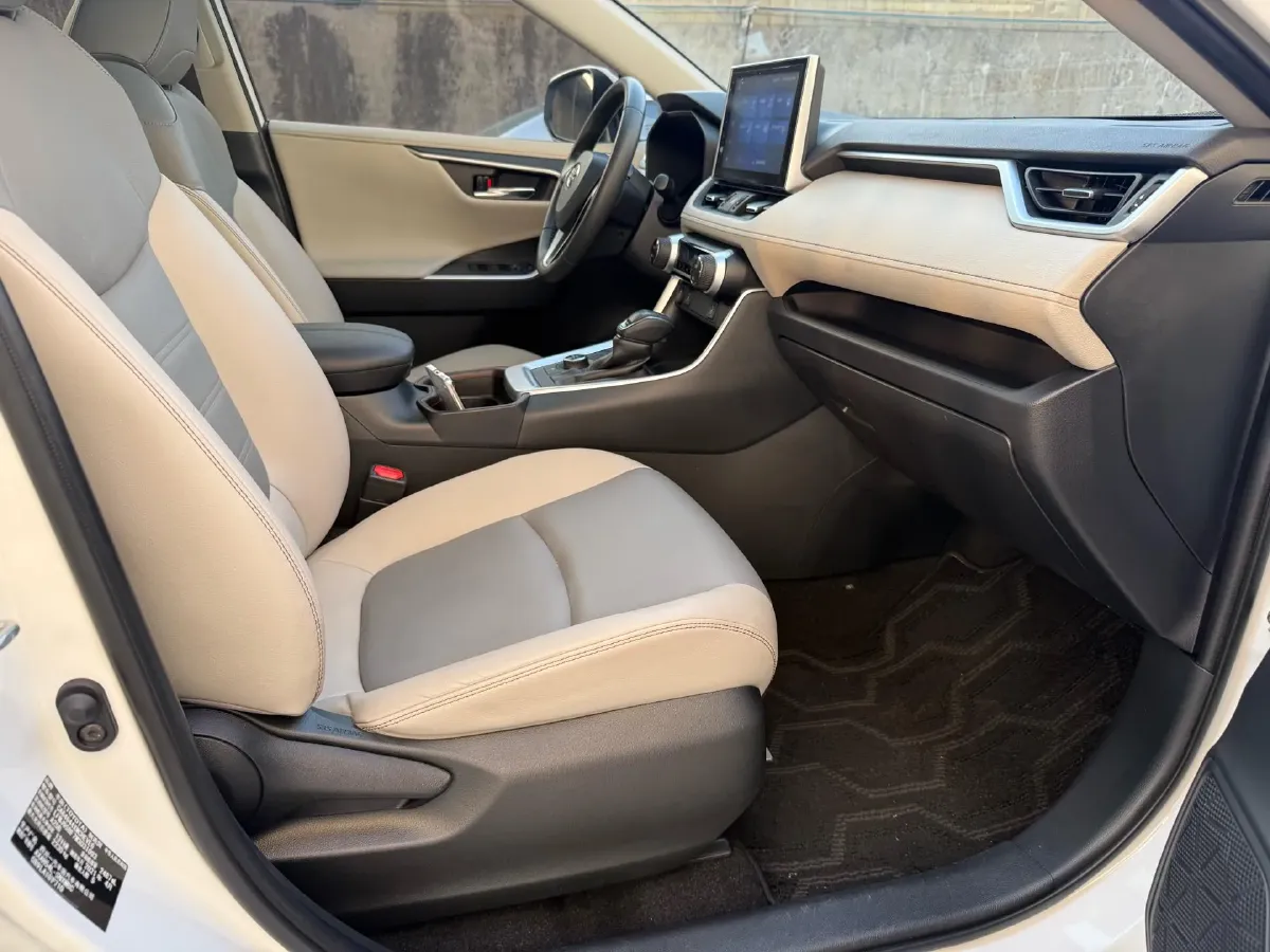 2021 Toyota RAV4 2.5L 178HP L4 E-CVT Hybrid,autocango,china used car exporter,china ev exporter,chinese used car exporter,chinese used ev exporter