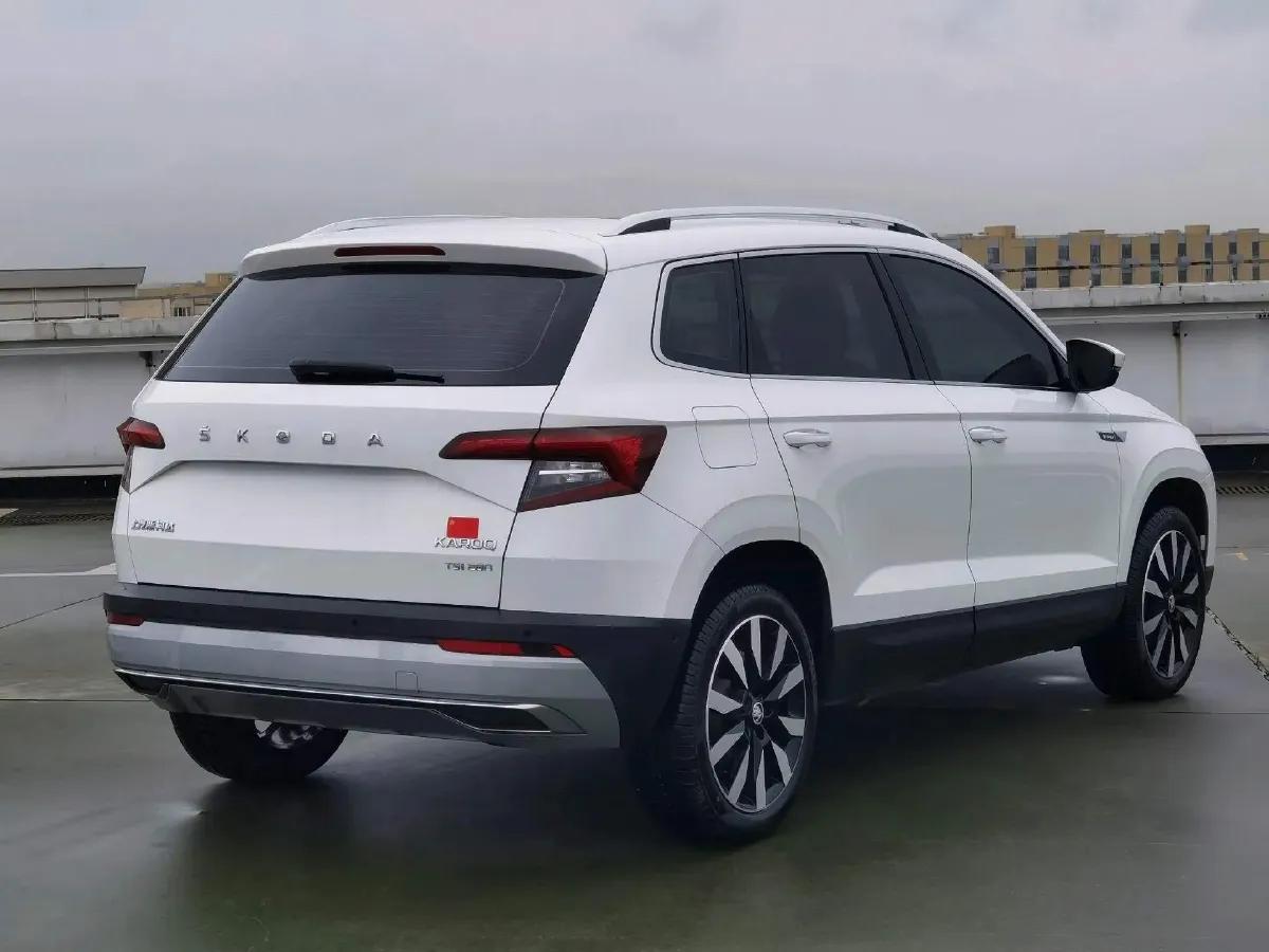 2020 Skoda Karoq 1.4T 150HP L4 7DCT,autocango,china used car exporter,china ev exporter,chinese used car exporter,chinese used ev exporter