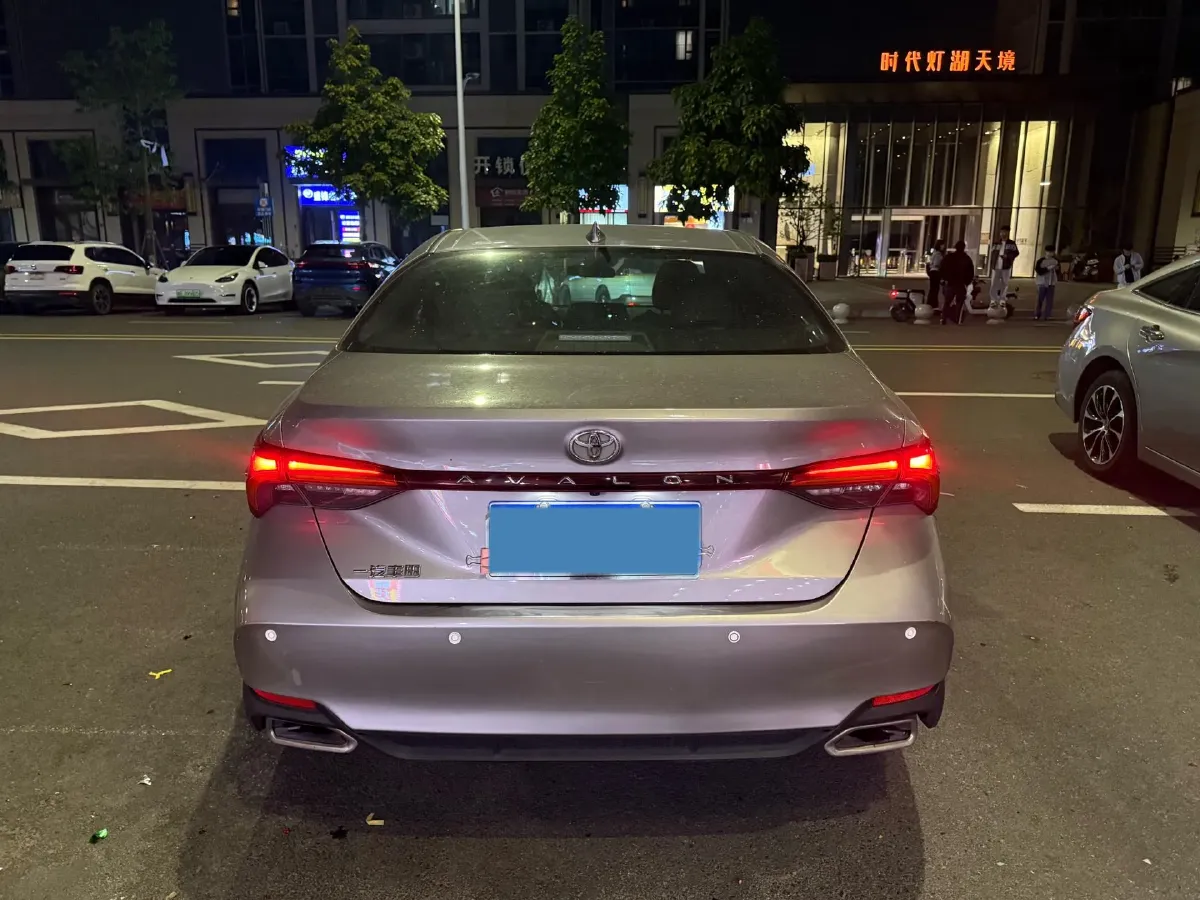 2022 Toyota Avalon 2.0L 178HP L4 CVT,autocango,china used car exporter,china ev exporter,chinese used car exporter,chinese used ev exporter