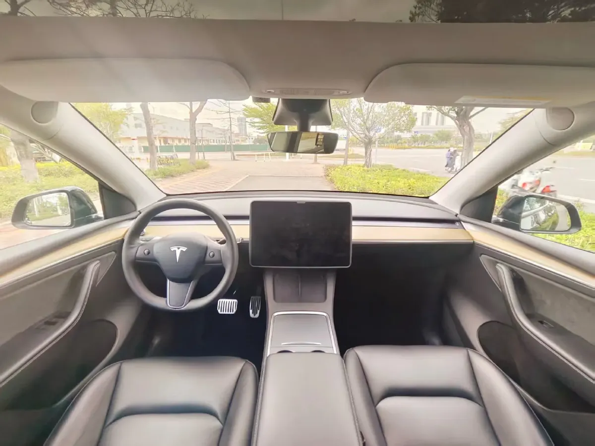 2022 Tesla Model Y BEV 60KWH,autocango,china used car exporter,china ev exporter,chinese used car exporter,chinese used ev exporter