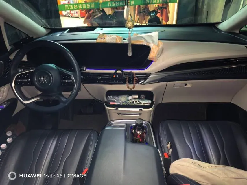 2023 Buick Century 2.0T 237HP L4 9AT,autocango,china used car exporter,china ev exporter,chinese used car exporter,chinese used ev exporter