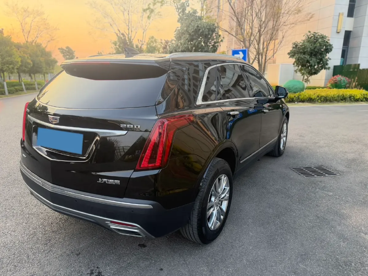 2021 Cadillac XT5 2.0T 237HP L4 9AT,autocango,china used car exporter,china ev exporter,chinese used car exporter,chinese used ev exporter