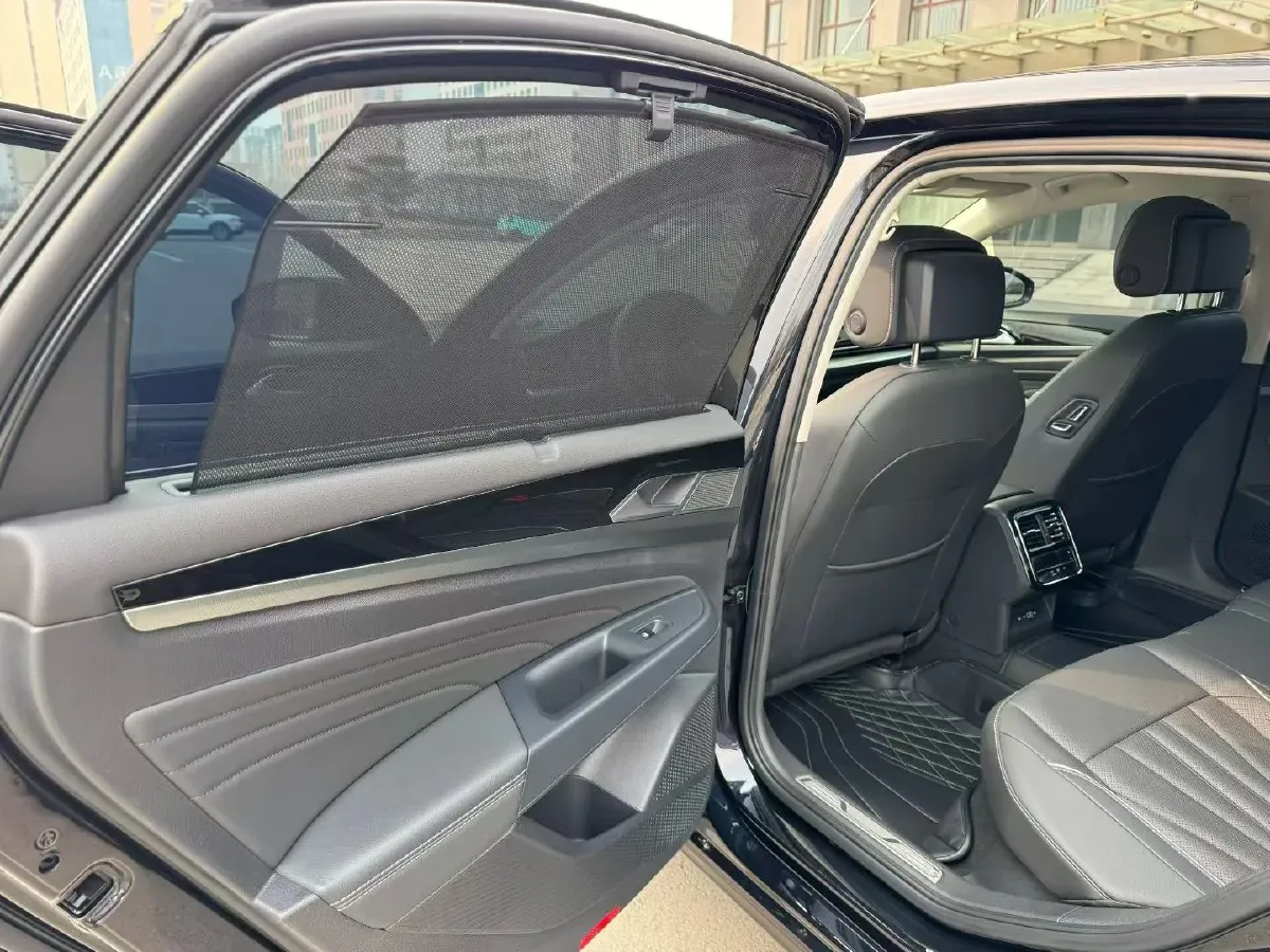 2024 Volkswagen Passat 2.0T 220HP L4 7DCT,autocango,china used car exporter,china ev exporter,chinese used car exporter,chinese used ev exporter