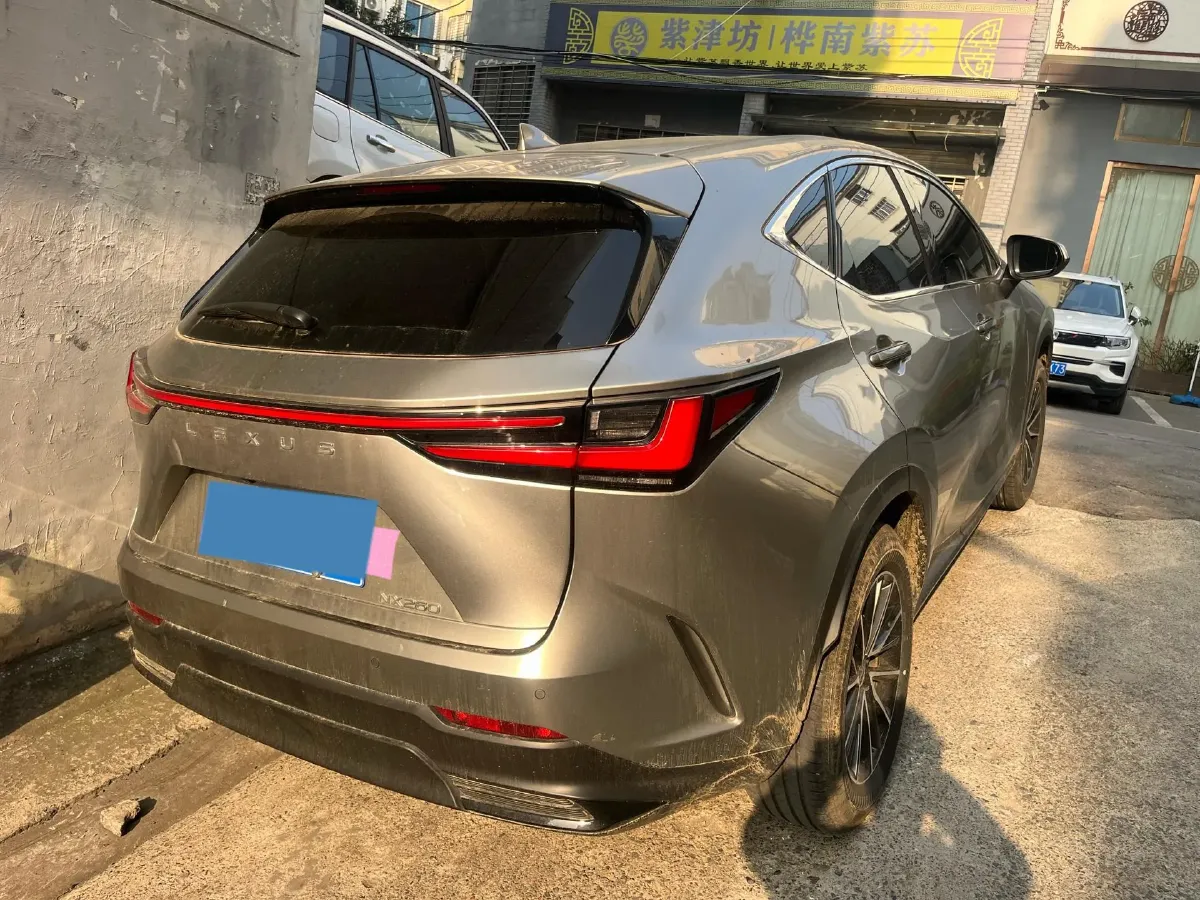 2023 Lexus NX 2.5L 203HP L4 8AT,autocango,china used car exporter,china ev exporter,chinese used car exporter,chinese used ev exporter