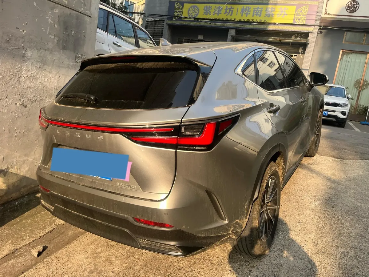 2023 Lexus NX 2.5L 203HP L4 8AT,autocango,china used car exporter,china ev exporter,chinese used car exporter,chinese used ev exporter