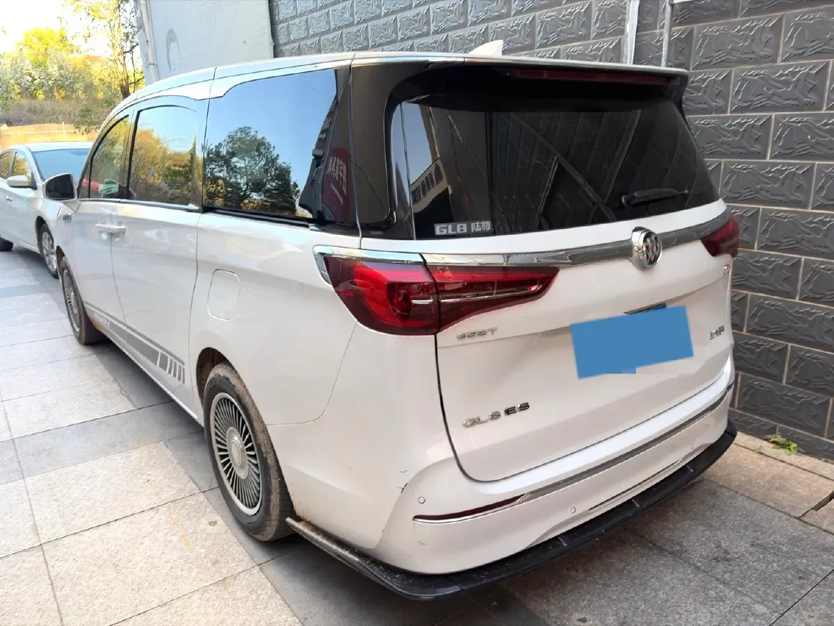 2021 Buick GL8 2.0T 237HP L4 9AT,autocango,china used car exporter,china ev exporter,chinese used car exporter,chinese used ev exporter
