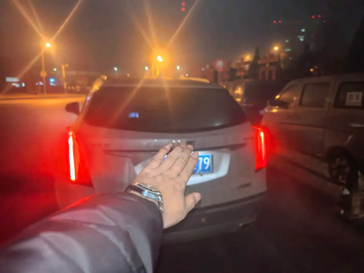 2022 Cadillac XT5 2.0T 237HP L4 9AT,autocango,china used car exporter,china ev exporter,chinese used car exporter,chinese used ev exporter