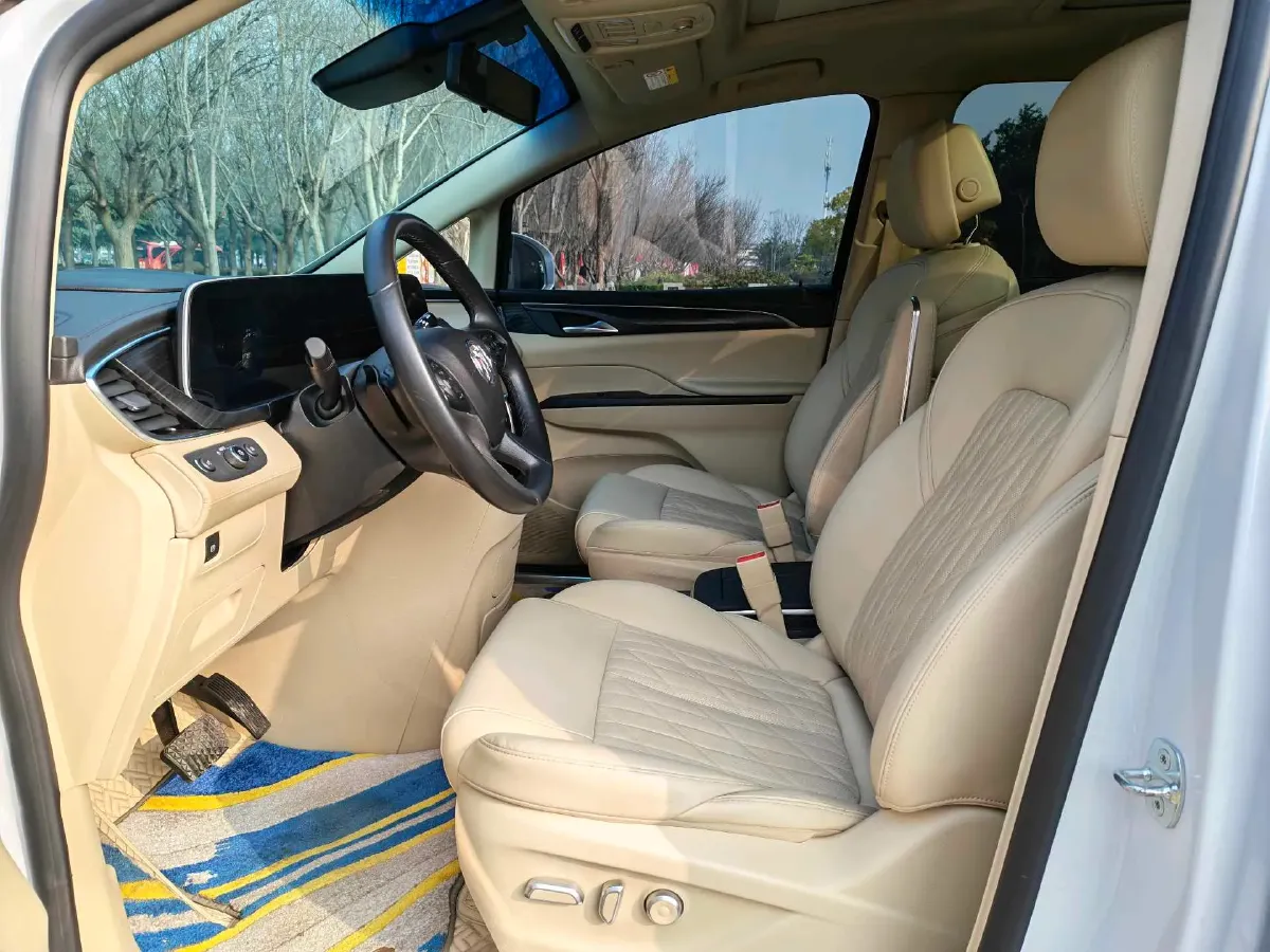 2023 Buick GL8 2.0T 237HP L4 9AT,autocango,china used car exporter,china ev exporter,chinese used car exporter,chinese used ev exporter