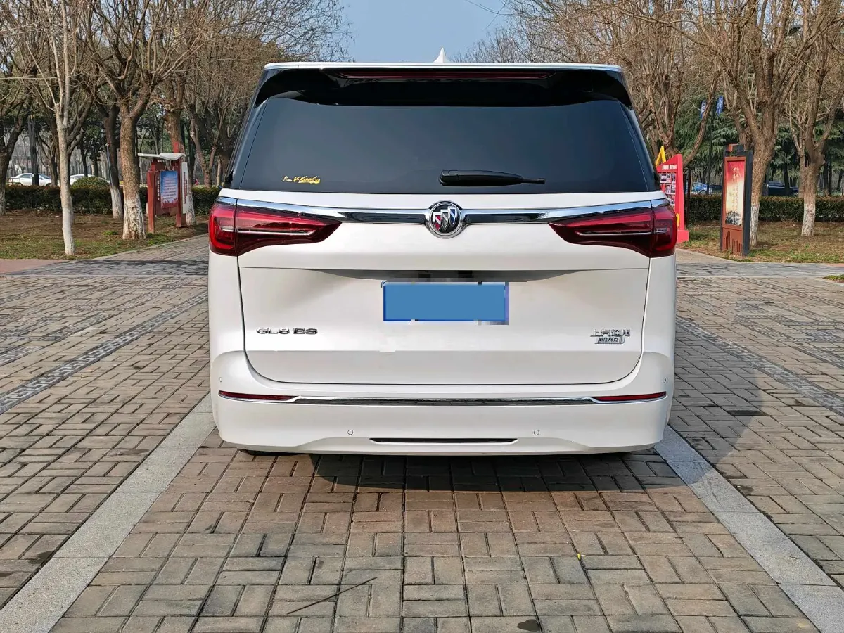 2023 Buick GL8 2.0T 237HP L4 9AT,autocango,china used car exporter,china ev exporter,chinese used car exporter,chinese used ev exporter