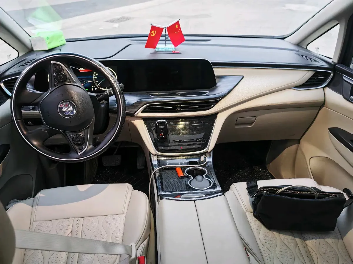 2020 Buick GL8 2.0T 237HP L4 9AT,autocango,china used car exporter,china ev exporter,chinese used car exporter,chinese used ev exporter