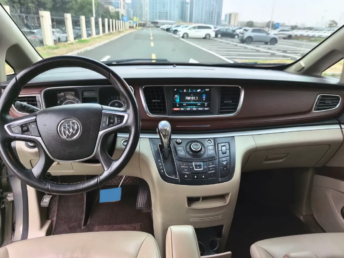 2018 Buick GL8 2.0T 260HP L4 6AT,autocango,china used car exporter,china ev exporter,chinese used car exporter,chinese used ev exporter