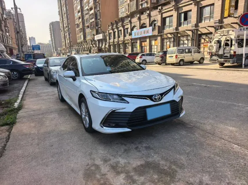 2023 Toyota Camry 2.0L 177HP L4 CVT,autocango,china used car exporter,china ev exporter,chinese used car exporter,chinese used ev exporter