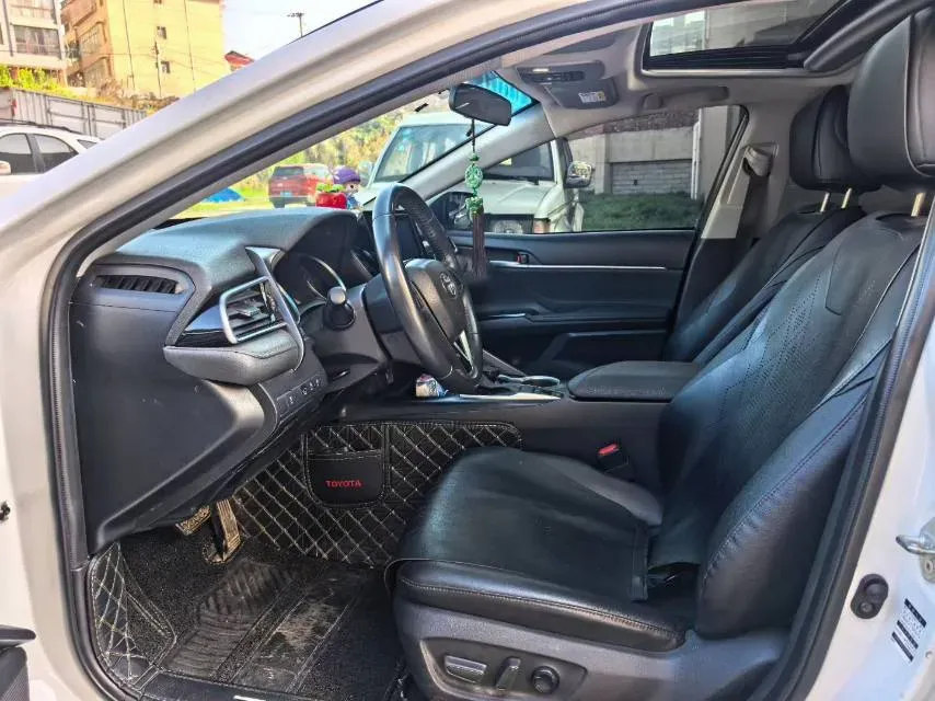 2023 Toyota Camry 2.0L 177HP L4 CVT,autocango,china used car exporter,china ev exporter,chinese used car exporter,chinese used ev exporter