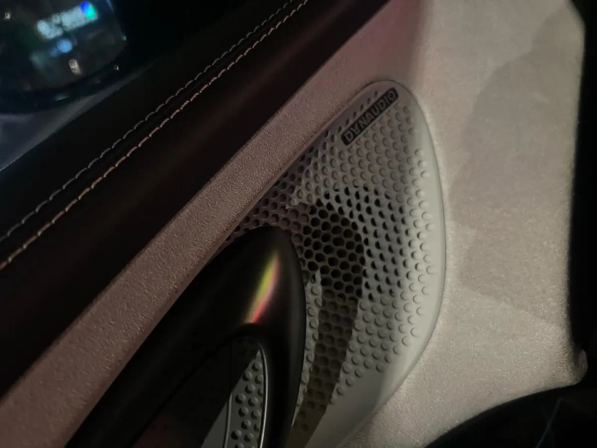 2022 AITO AITO M5 Range Extended 125HP REEV 40KWH,autocango,china used car exporter,china ev exporter,chinese used car exporter,chinese used ev exporter