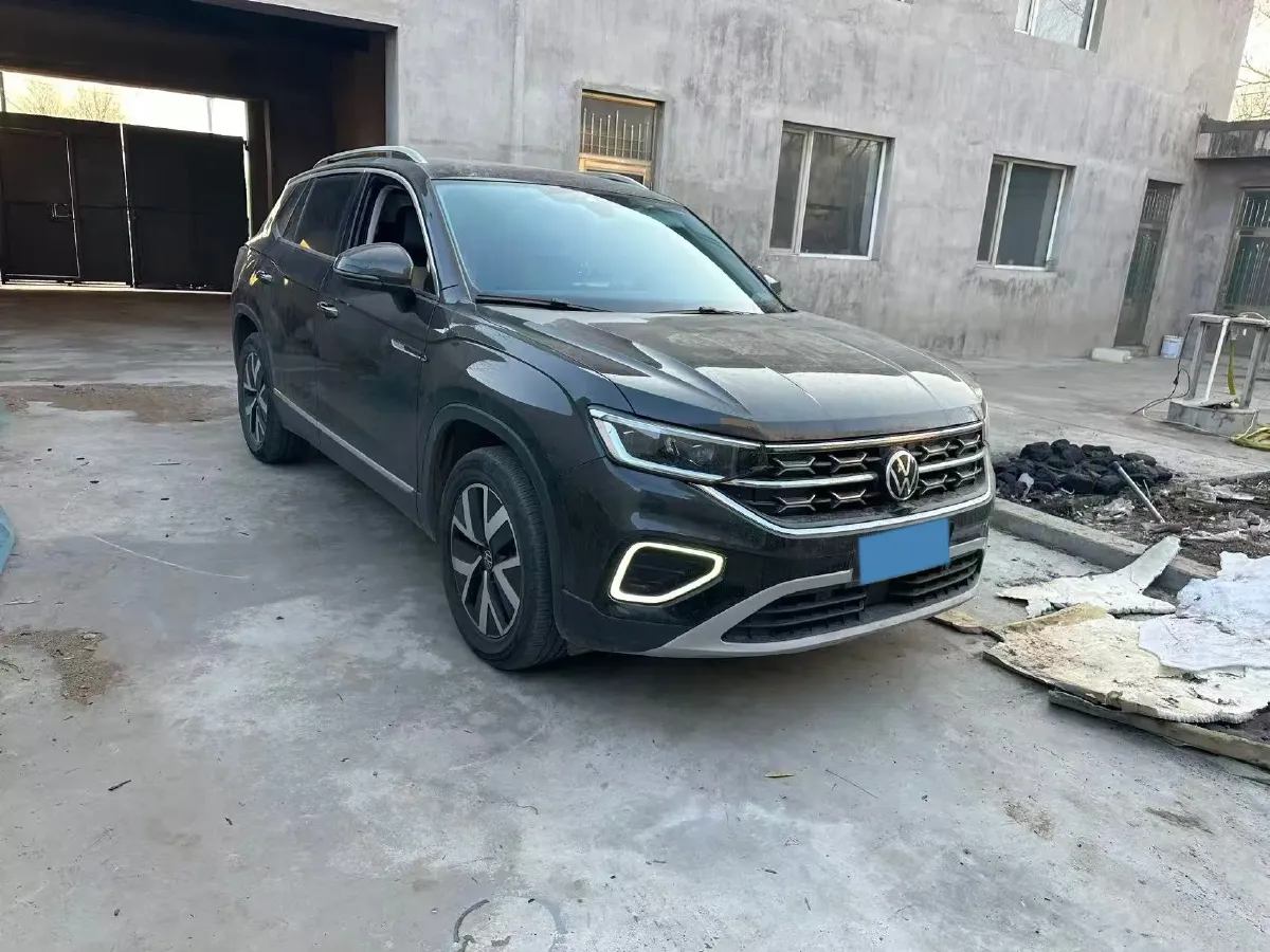 2024 Volkswagen Tayron 2.0T 186HP L4 7DCT,autocango,china used car exporter,china ev exporter,chinese used car exporter,chinese used ev exporter