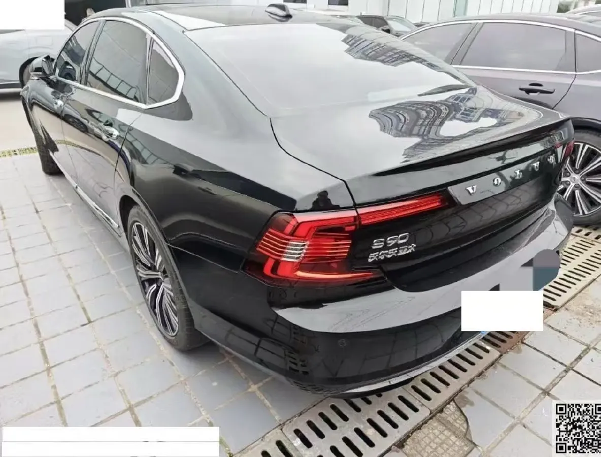 2022 Volvo S90 2.0T 250HP L4 8AT,autocango,china used car exporter,china ev exporter,chinese used car exporter,chinese used ev exporter