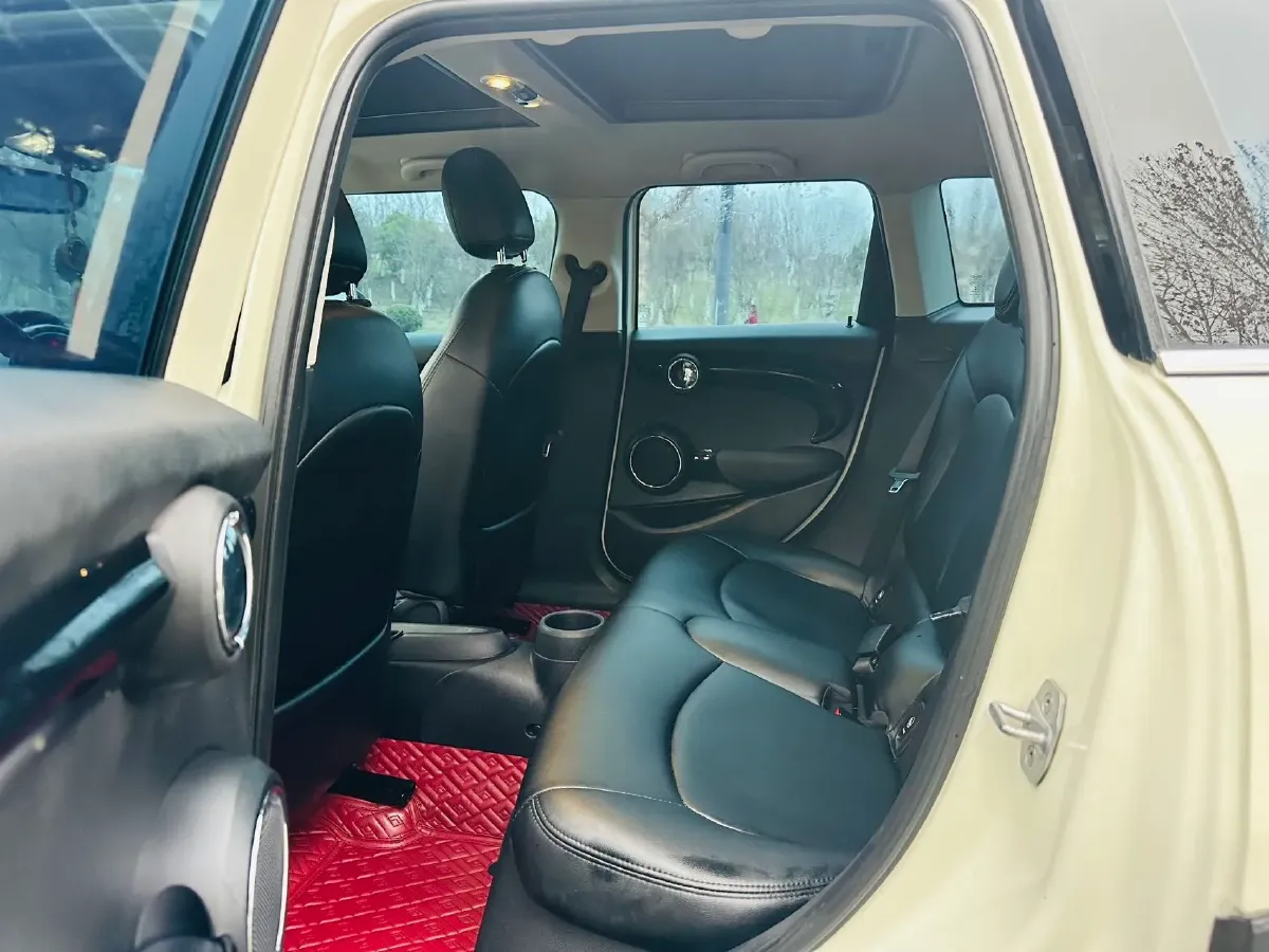 2021 MINI MINI 1.5T 102HP L3 7DCT,autocango,china used car exporter,china ev exporter,chinese used car exporter,chinese used ev exporter