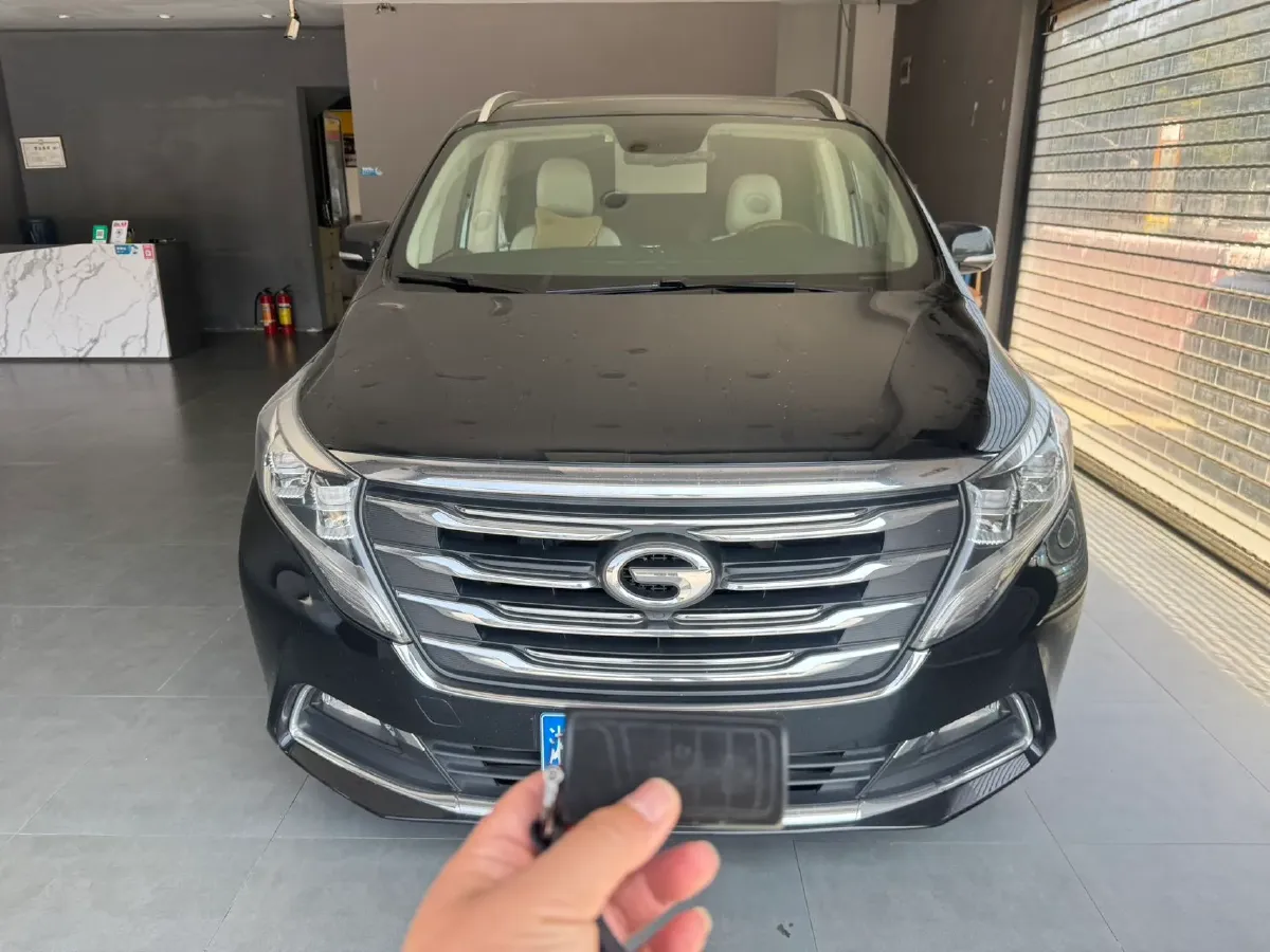 2018 GAC Trumpchi M8 2.0T 201HP L4 6AT,autocango,china used car exporter,china ev exporter,chinese used car exporter,chinese used ev exporter