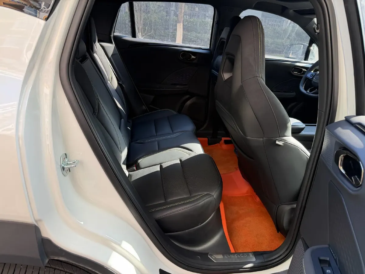 2025 LYNK&CO 06 1.5T 181HP L4 7DCT,autocango,china used car exporter,china ev exporter,chinese used car exporter,chinese used ev exporter