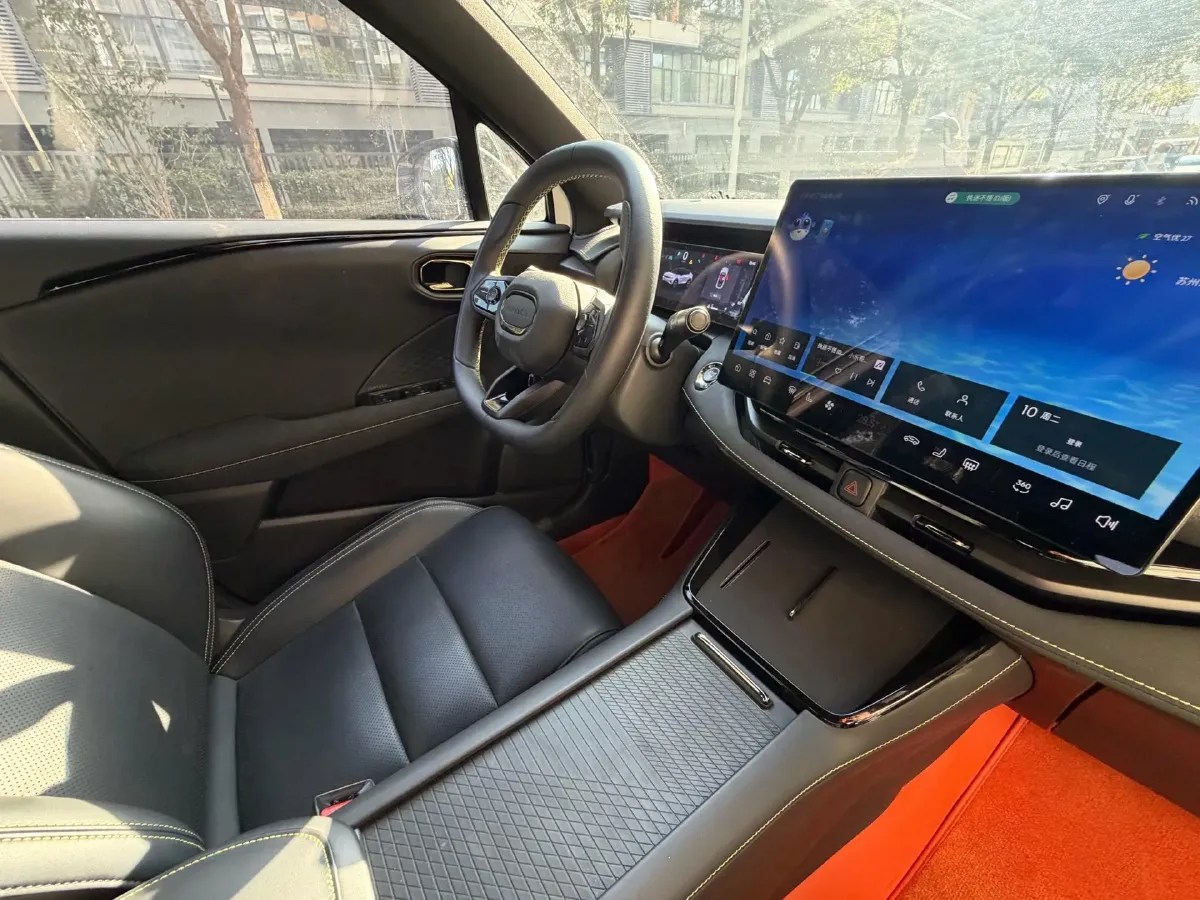 2025 LYNK&CO 06 1.5T 181HP L4 7DCT,autocango,china used car exporter,china ev exporter,chinese used car exporter,chinese used ev exporter