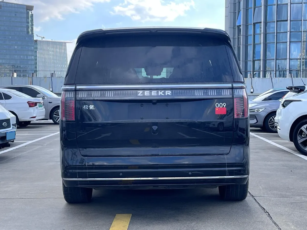 2024 Zeekr 009 BEV 108KWH,autocango,china used car exporter,china ev exporter,chinese used car exporter,chinese used ev exporter