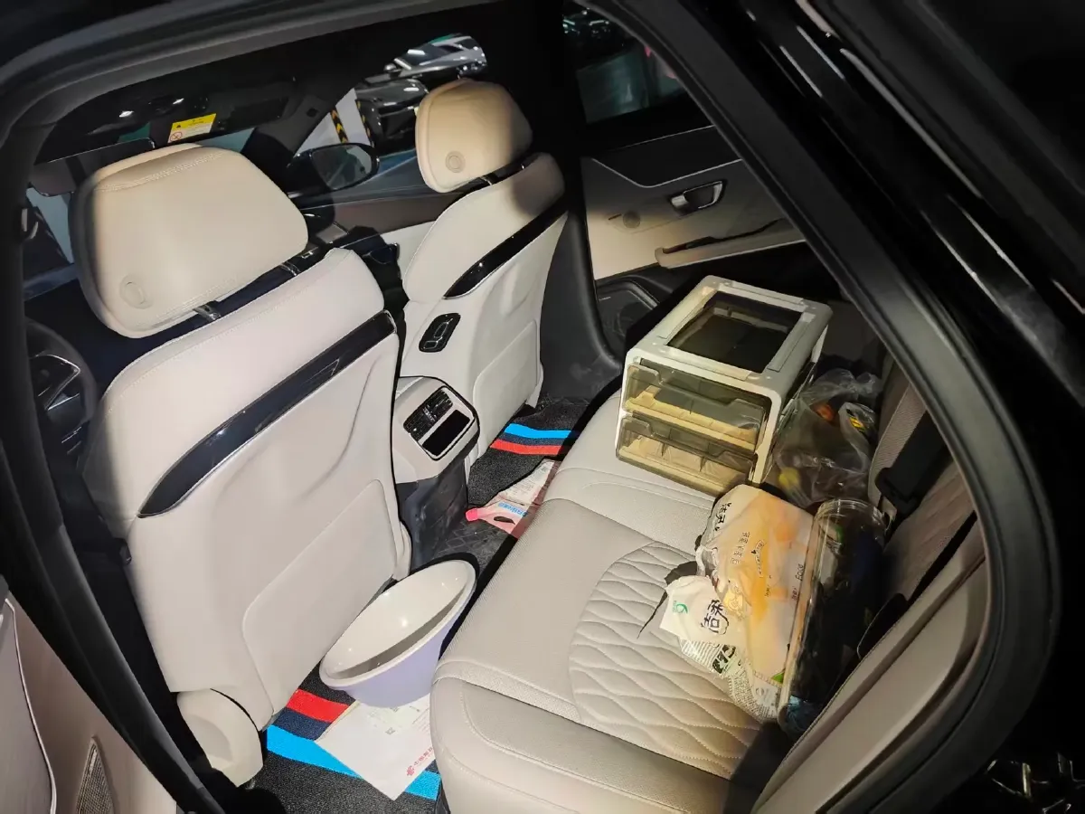 2024 BYD Han 1.5T 139HP L4 E-CVT PHEV 30.772KWH,autocango,china used car exporter,china ev exporter,chinese used car exporter,chinese used ev exporter