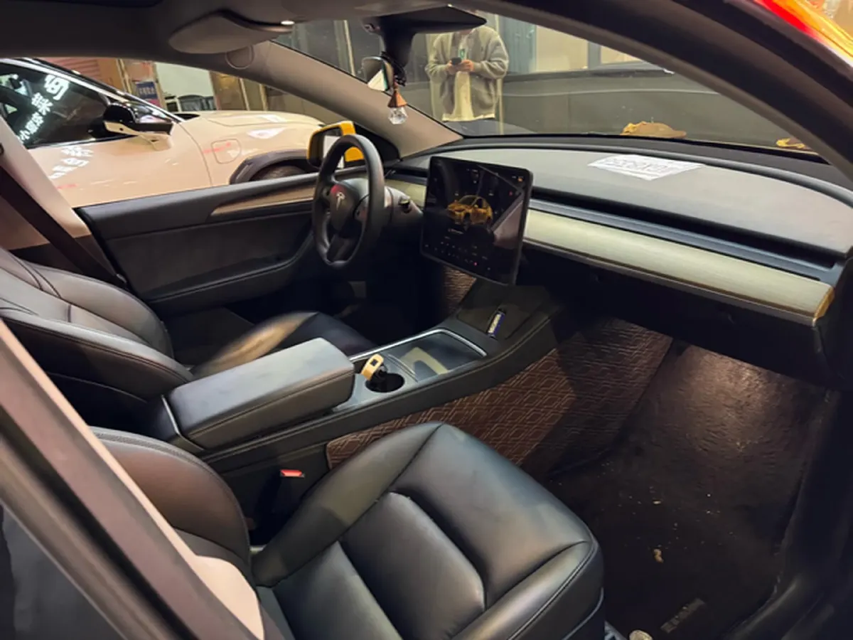 2022 Tesla Model Y BEV 60KWH,autocango,china used car exporter,china ev exporter,chinese used car exporter,chinese used ev exporter