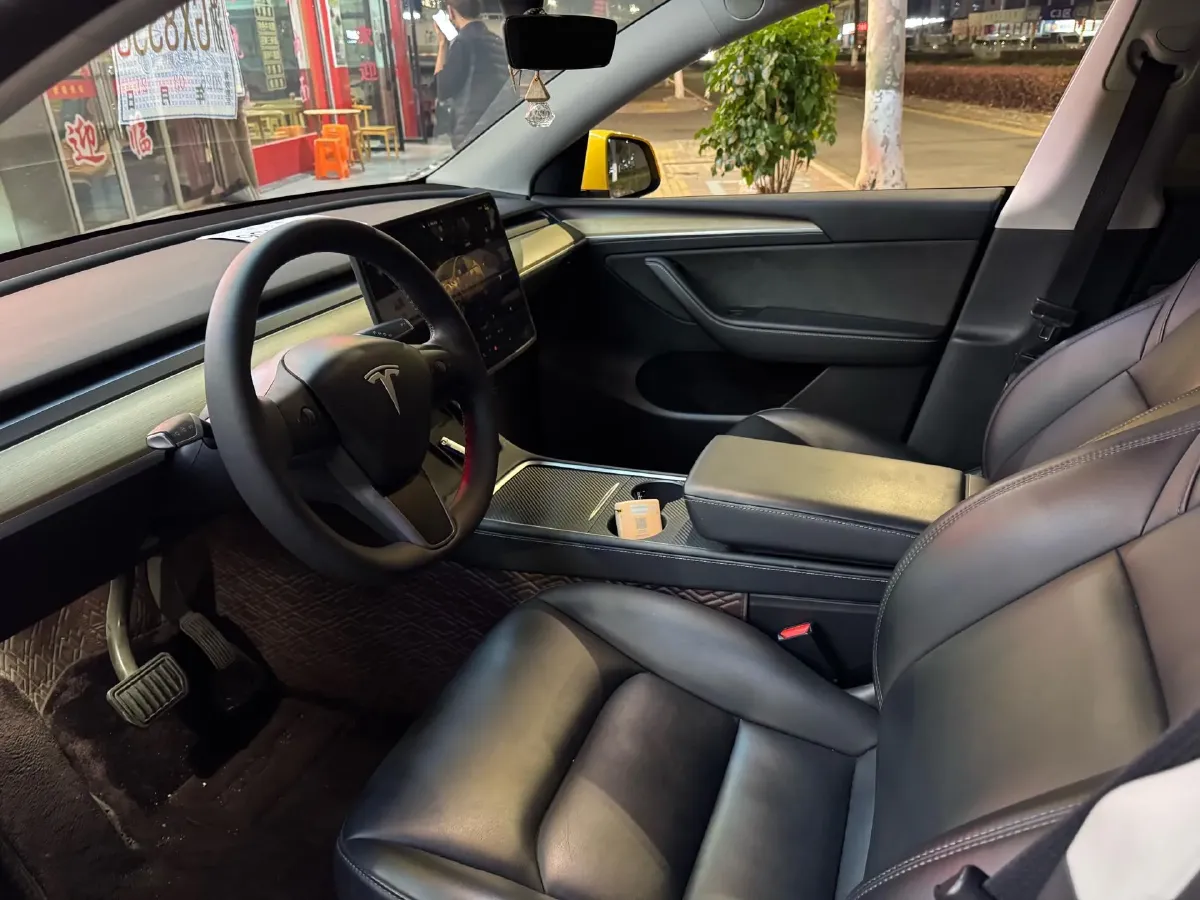 2022 Tesla Model Y BEV 60KWH,autocango,china used car exporter,china ev exporter,chinese used car exporter,chinese used ev exporter