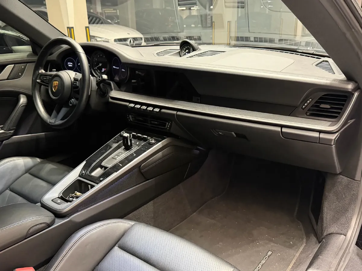 2022 Porsche 911 3.0T 450HP H6 8DCT,autocango,china used car exporter,china ev exporter,chinese used car exporter,chinese used ev exporter