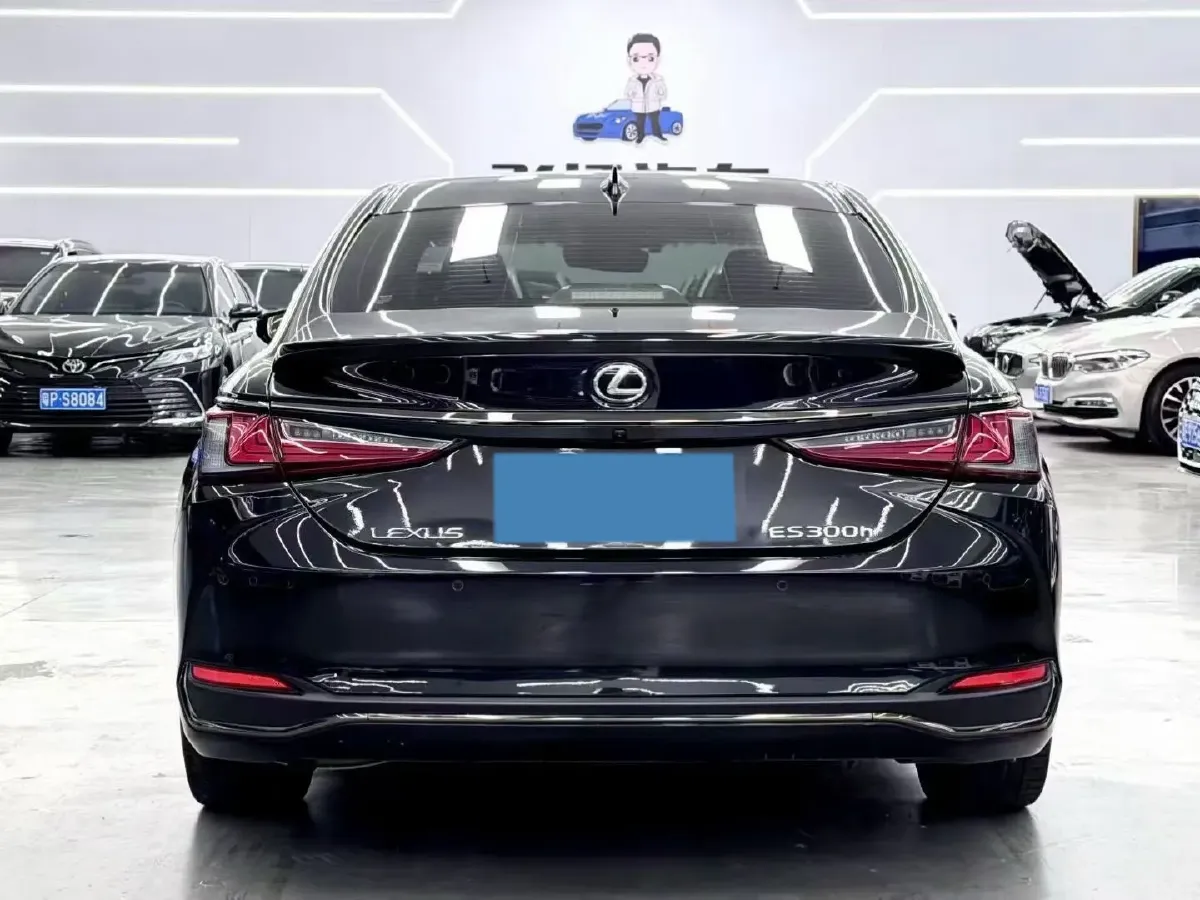 2021 Lexus ES 2.5L 178HP L4 E-CVT Hybrid,autocango,china used car exporter,china ev exporter,chinese used car exporter,chinese used ev exporter