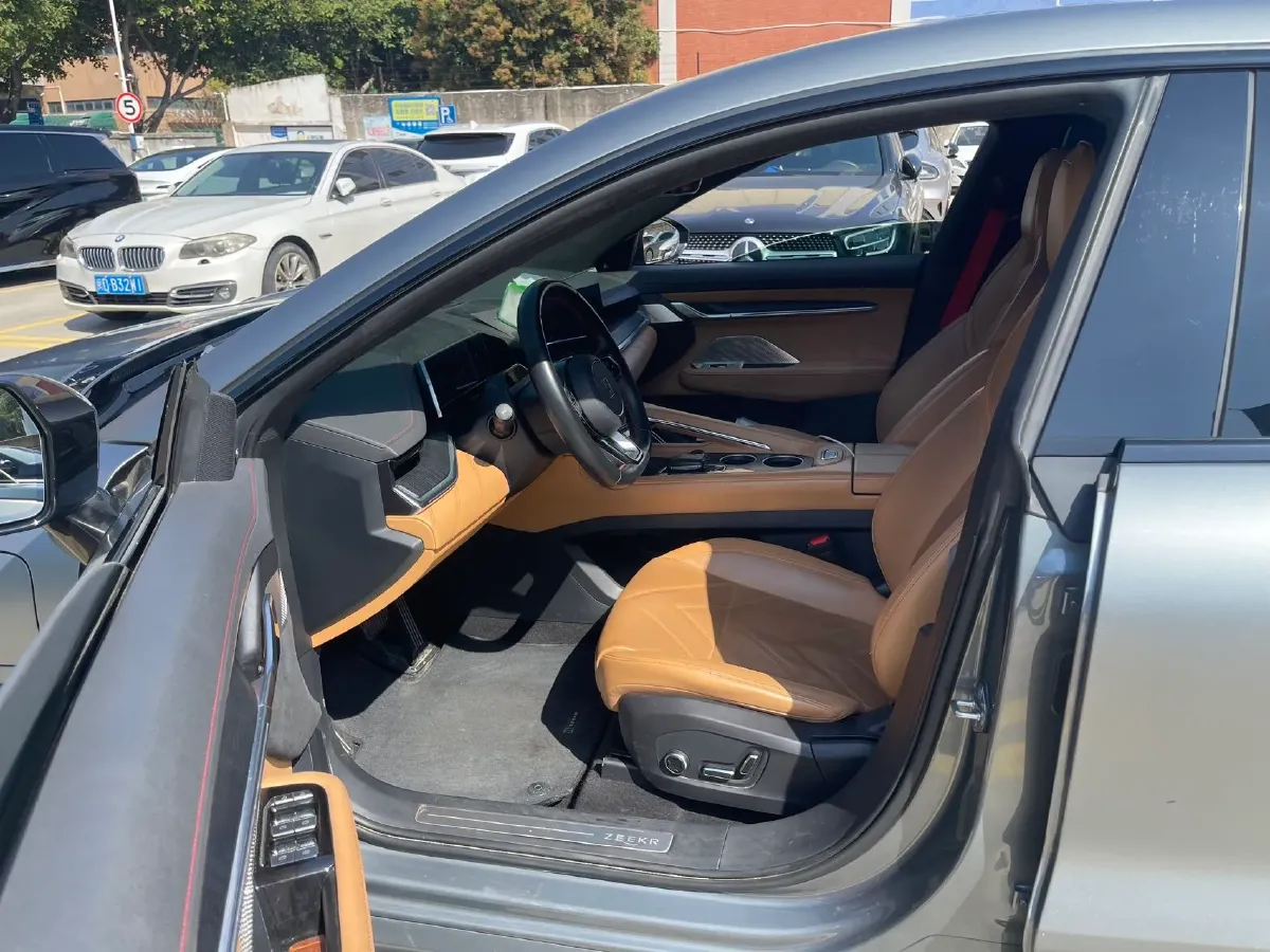 2021 Zeekr 001 BEV 100KWH,autocango,china used car exporter,china ev exporter,chinese used car exporter,chinese used ev exporter