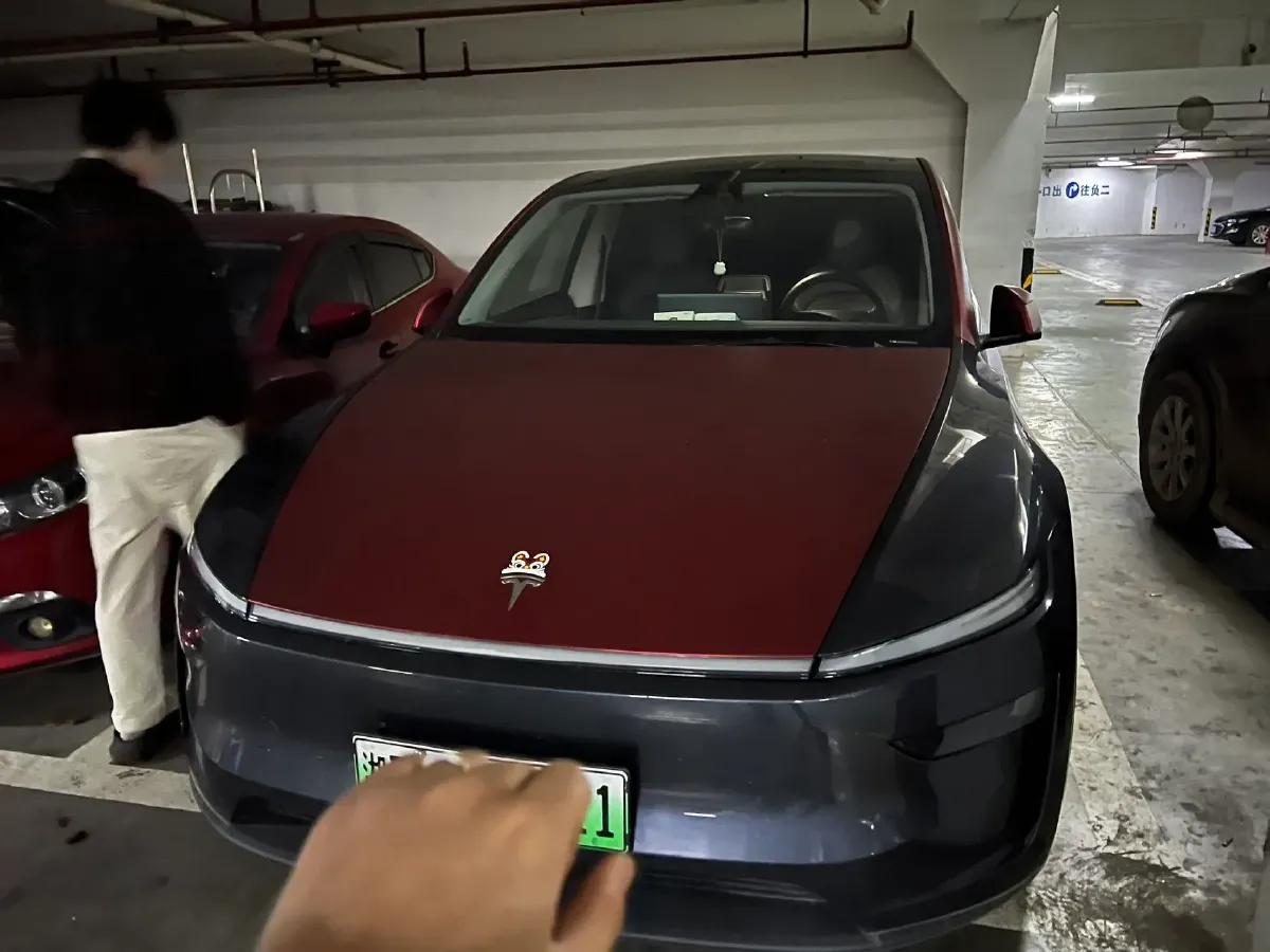 2025 Tesla Model Y BEV 78.4KWH,autocango,china used car exporter,china ev exporter,chinese used car exporter,chinese used ev exporter